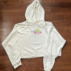 Good as new cropped Adidas women’s hoodie.